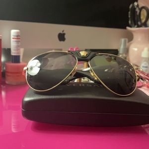 Authentic Versace Medusa Baroque pilot Sunglasses